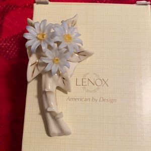 Beautiful Lenox  Chrysanthemum Pin
